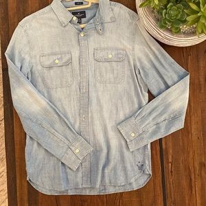 American Eagle Outfitters long sleeve button down